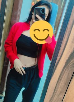 Ayushi - escort in Noida Photo 2 of 3