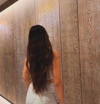 Ayushi - puta in Nagpur