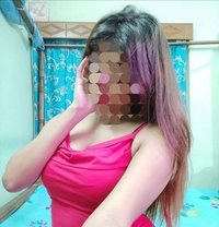 Ayushi real meet & cam show - escort in Pune