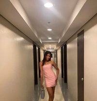 Az Smith - Transsexual escort in Davao