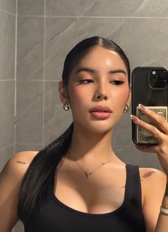 Az 🇪🇸 - escort in Hong Kong Photo 17 of 17