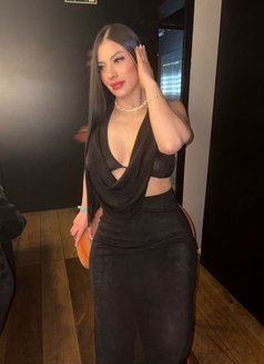 Azahara - escort in Barcelona Photo 1 of 21