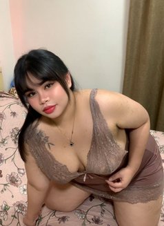 Azaibah Lady - masseuse in Muscat Photo 4 of 7