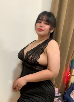 Azaibah Lady - masseuse in Muscat Photo 6 of 7