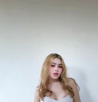 Azalea - puta in Manila