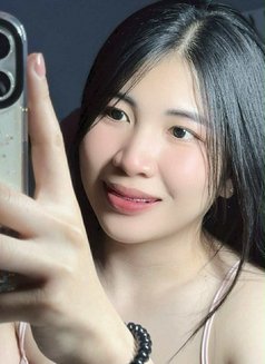 Azdai - escort in Muscat Photo 2 of 5