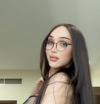 Azerbaijan Ladyboy Emily - Acompañantes transexual in Al Manama Photo 6 of 9