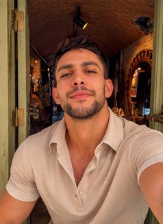 Azi̇k 22 - Acompañantes masculino in İstanbul Photo 5 of 5