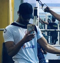 Azii - Acompañantes masculino in Tunis