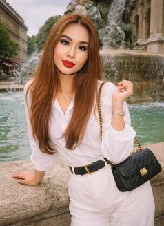 Azima - escort in Dubai Photo 4 of 16