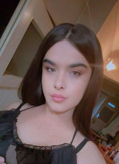 Aziş - Acompañantes transexual in İstanbul Photo 3 of 8