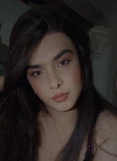 Aziş - Acompañantes transexual in İstanbul Photo 2 of 8