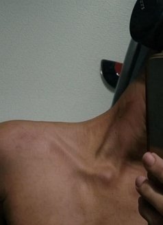 Azlan - Male escort in Dubai Photo 3 of 3