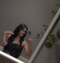 Aznura Russia 19 Cm - Transsexual escort in İstanbul
