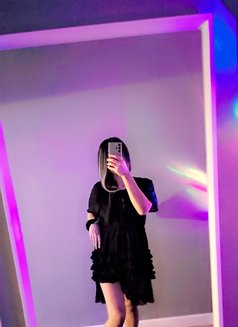 Aznura Russia 19 Cm - Transsexual escort in İstanbul Photo 10 of 12
