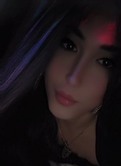 Aznura Russia 19 Cm - Transsexual escort in İstanbul Photo 11 of 12