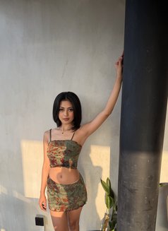 AZRA NAIME BEST GFE - puta in Bali Photo 5 of 6