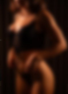 Azul - escort in Medellín Photo 2 of 4