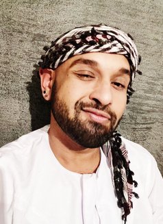 Azzarentguy786 - Male escort in Cape Town Photo 3 of 3