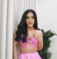 B A R R Y U - Transsexual escort in Khobar