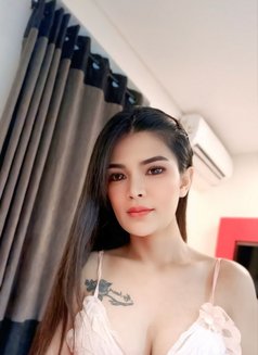 B Beer Thailand girl 100% - masseuse in Surat Thani Photo 1 of 10