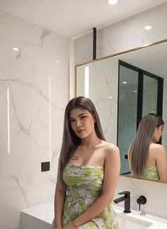 B Beer Thailand girl 100% - Masajista in Pattaya Photo 11 of 11