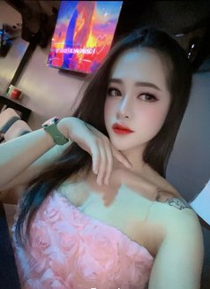 B. Bella - Transsexual escort in Pattaya Photo 1 of 5