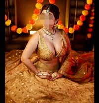 B Grade Movie Actress Here. Real. Cam - escort in Hyderabad