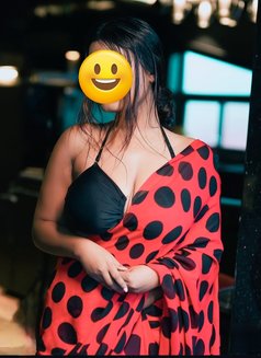 B Grade Movie Actress Here. Real Meet - escort in Hyderabad Photo 21 of 24