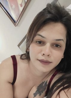 BHavna - Acompañantes transexual in Pune Photo 16 of 30