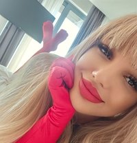 B Londe Ho T La Dy - puta in Okinawa Island Photo 12 of 16