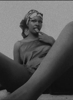 B Susan - adult performer in Nairobi Photo 2 of 2