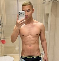 B U S I N E S S - Acompañantes masculino in Al Manama