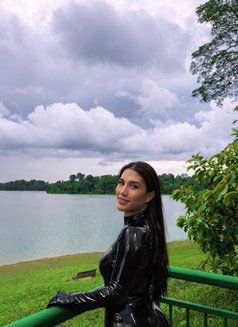 B2B massage+BDSM+Gf experience - Transsexual escort in Manila Photo 1 of 21