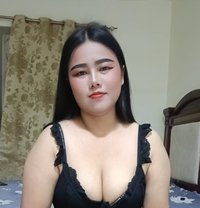 New lady professional Incall Outcal - puta in Muscat