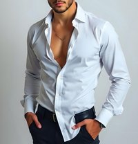 Ba Pass - Acompañantes masculino in Ahmedabad