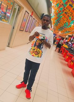 Baba Blue - Acompañantes masculino in Lagos, Nigeria Photo 6 of 6