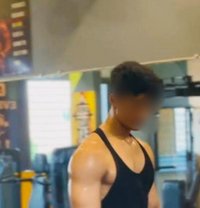 Babai Chaudhary - Acompañantes masculino in Candolim, Goa