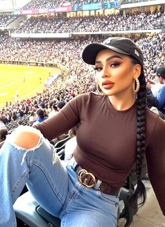 Babala - escort in Doha Photo 14 of 16