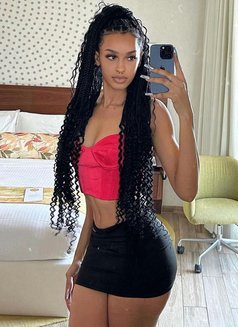 Babbie - escort in Kolkata Photo 2 of 3