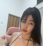 Babe Sexy Hanna - puta in Singapore Photo 2 of 5