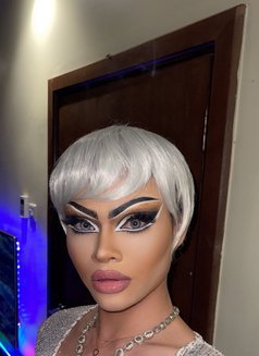 BABE Both Tony Tall 180 CM. Big cock - Transsexual escort in Al Manama Photo 27 of 27