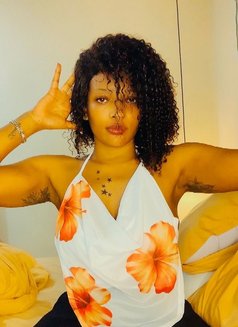 Babe Girl - masseuse in Manila Photo 4 of 5