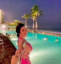 Babe Girl With Big Boobs - puta in Bali
