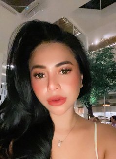 Babe Girl With Big Boobs - puta in Bali Photo 4 of 4