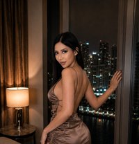 Babe Jaru - puta in Bangkok