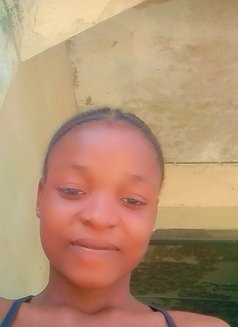 Babe - puta in Madinah Photo 2 of 2