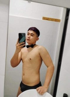 JM PLEASURE - Male escort in Manila Photo 2 of 10