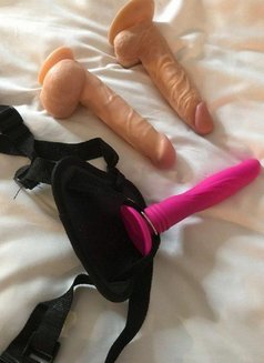 Babelolly - Transsexual escort in Kuwait Photo 1 of 2