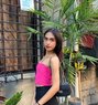 Babivenus - Acompañantes transexual in Manila Photo 1 of 1